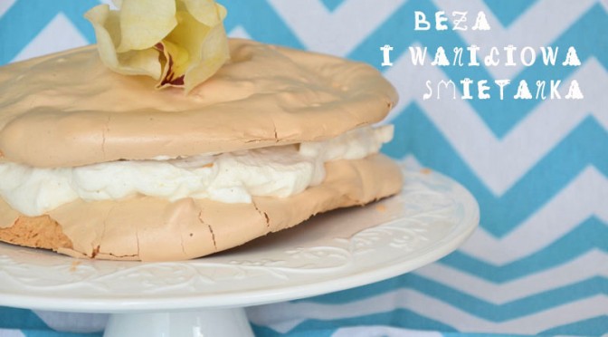 Tort bezowy ze śmietaną