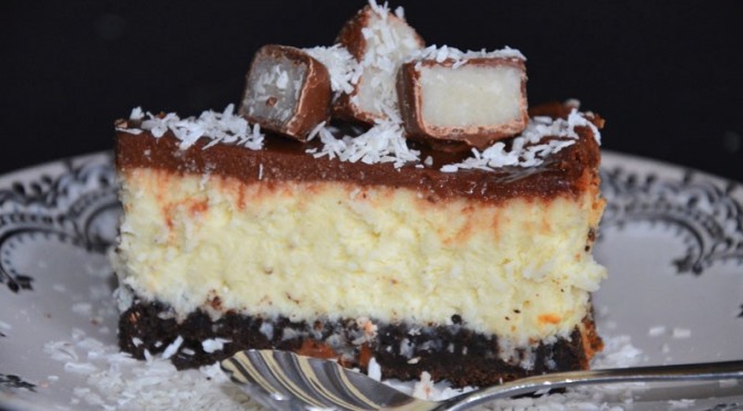 Sernik bounty z zapiekaną polewą czekoladowo-kokosową